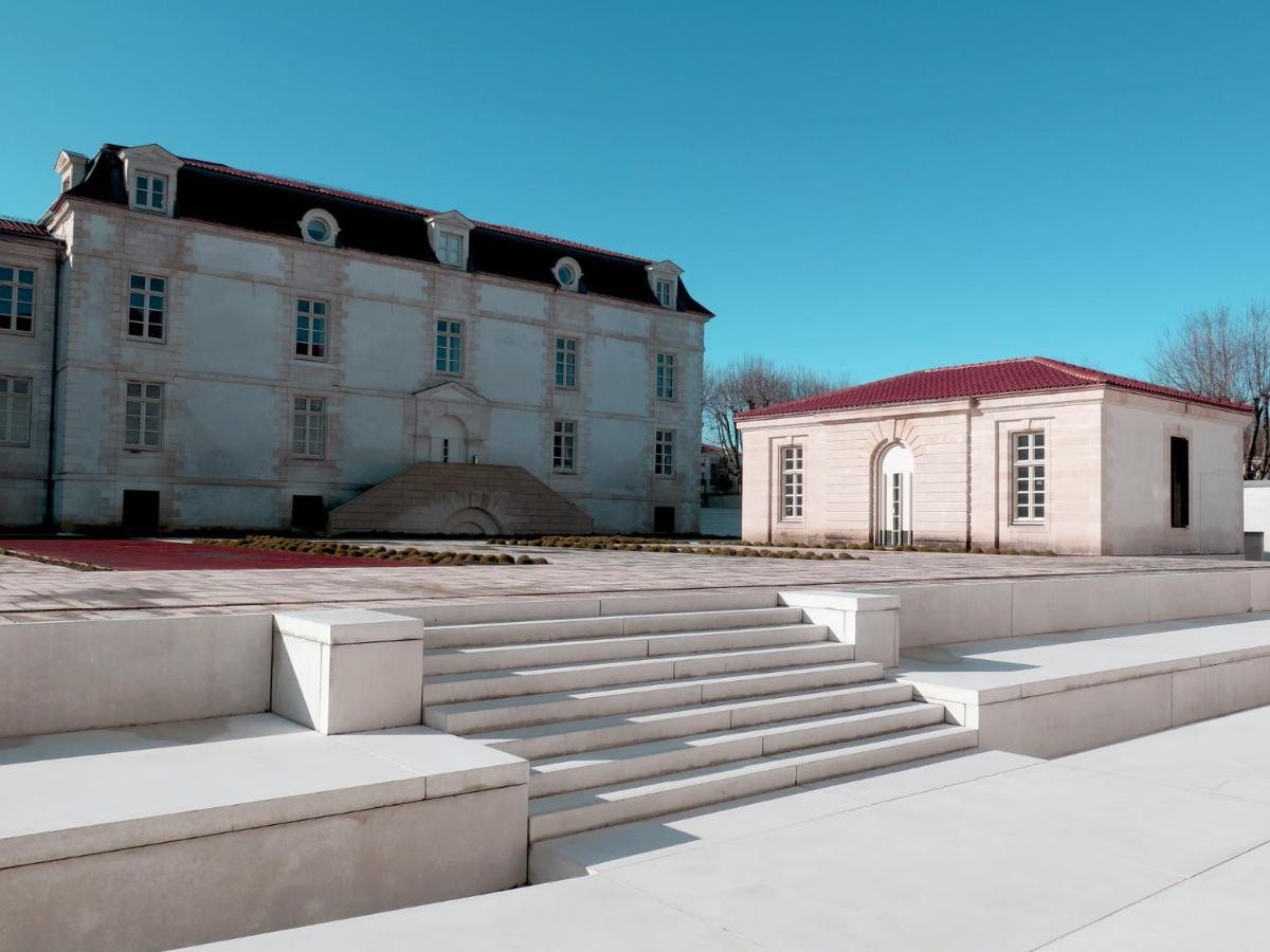 Residence De L'Arsenal Royal - Meubles De Tourisme ロシュフォール エクステリア 写真