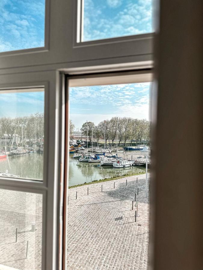 Residence De L'Arsenal Royal - Meubles De Tourisme ロシュフォール エクステリア 写真